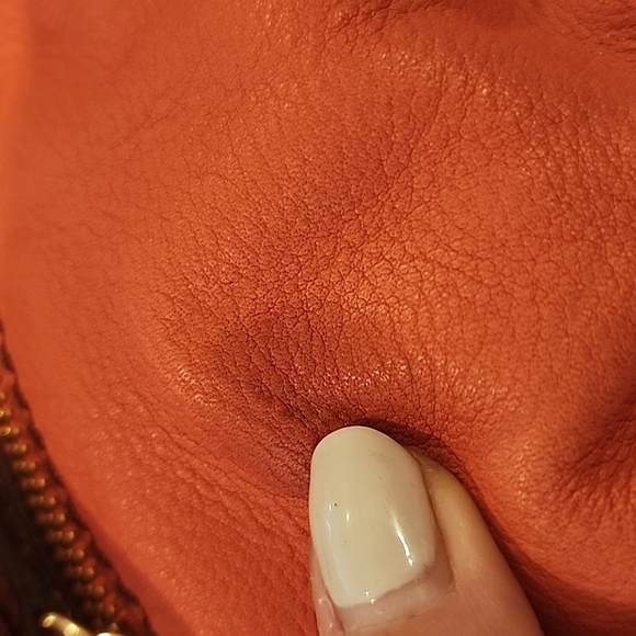 Ann Taylor loft genuine Leather bag - Picture 7 of 8